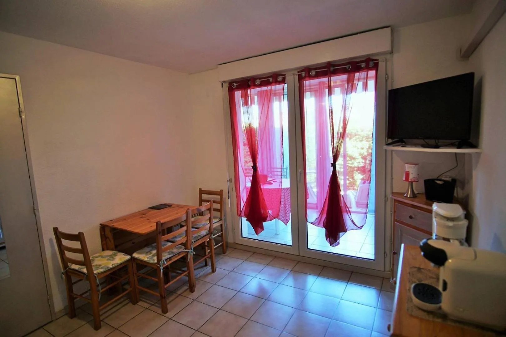 Residence Avec Piscine Et Place De Parking Prive ! La Seyne-sur-Mer 0*,  France