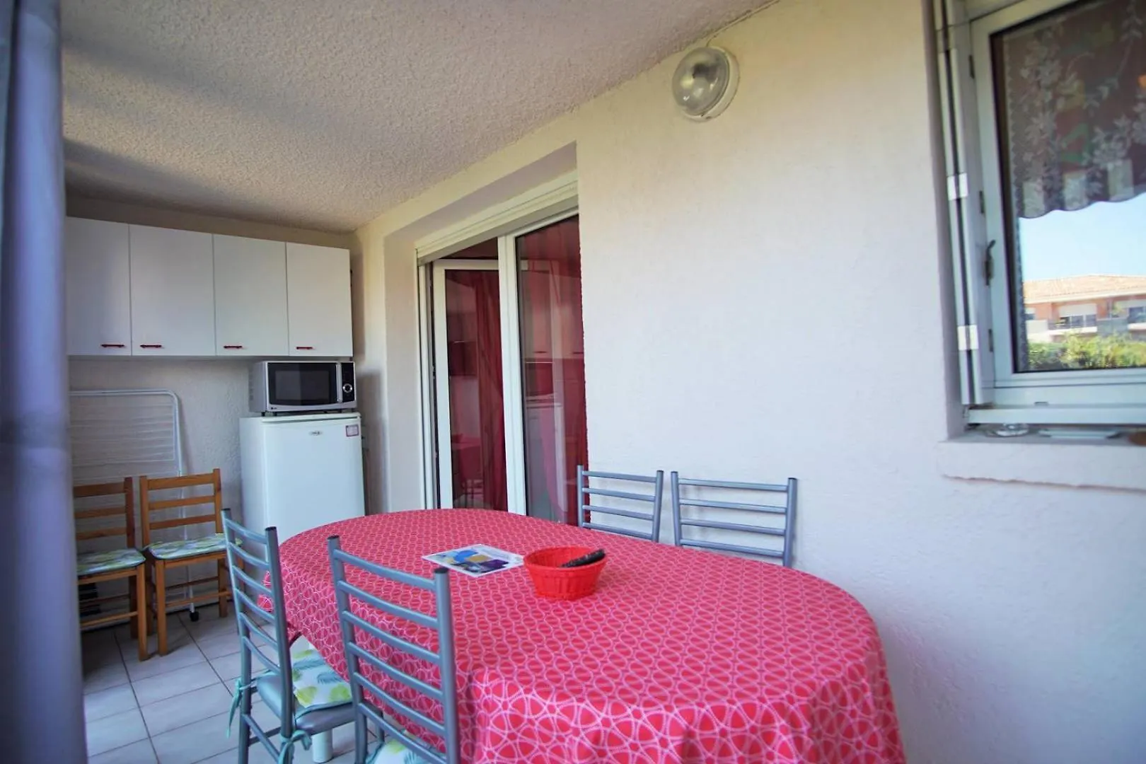 Residence Avec Piscine Et Place De Parking Prive ! La Seyne-sur-Mer France